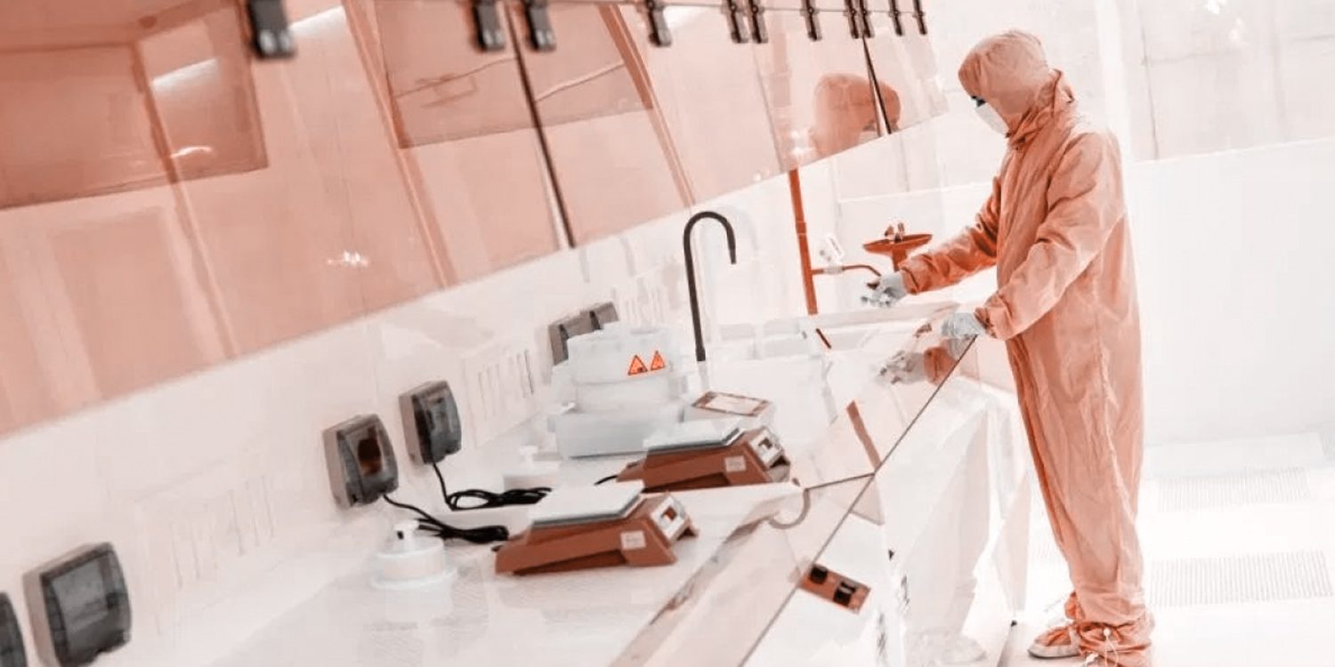 معتبر سازی و ارتقاء GMP ماناک